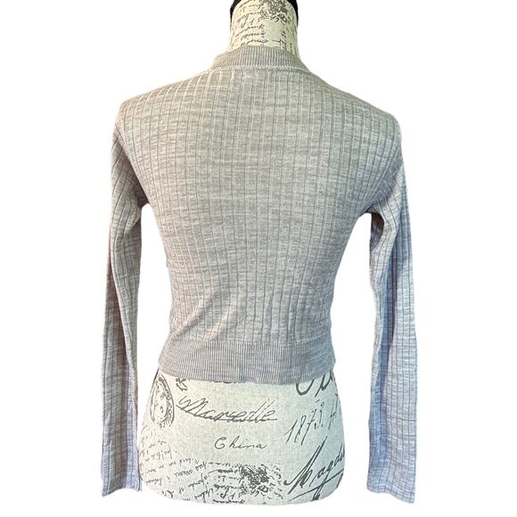 BP Reagan Rib Crop Sweater Heather Gray Size Small NWT - Picture 2 of 2